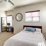 Charming Denver Condo 16 Mi To Downtown!